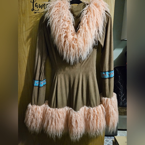 J Valentine Jacket - Picture 6 of 9